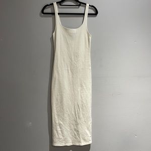 Bodycon white dress